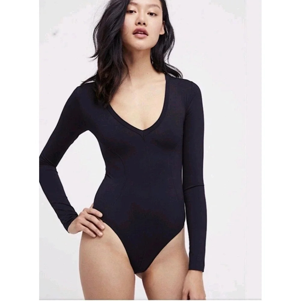Intimately Free People Womens Black Ribbed V-Neck‎ Long Sleeve Bodysuit M/L